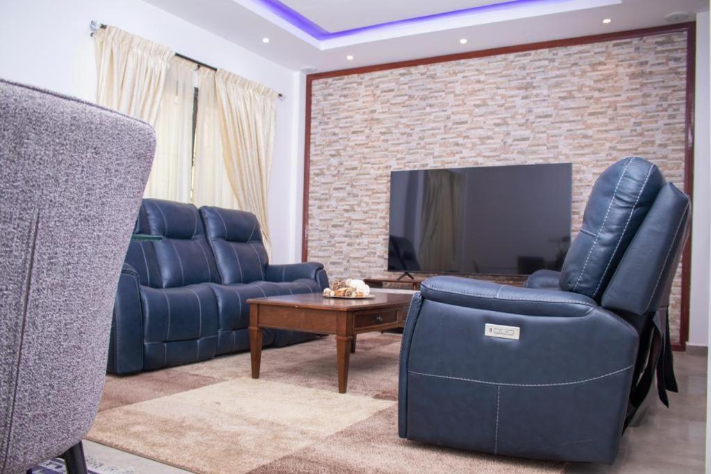 Luxury Suites Chester One 다카르 외부 사진