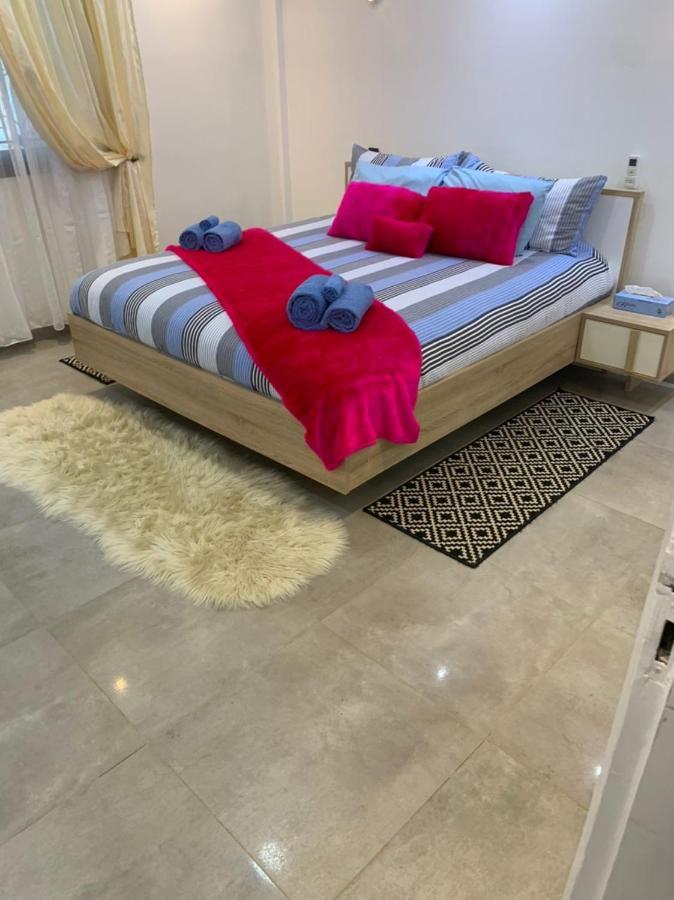 Luxury Suites Chester One 다카르 외부 사진
