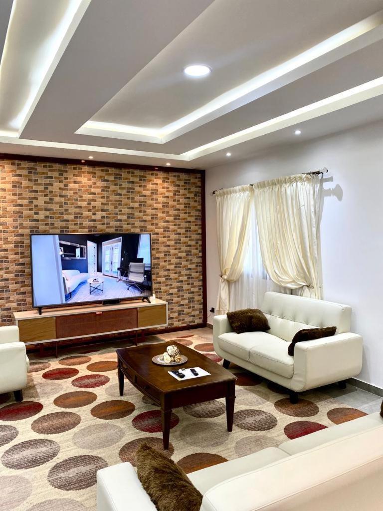 Luxury Suites Chester One 다카르 외부 사진