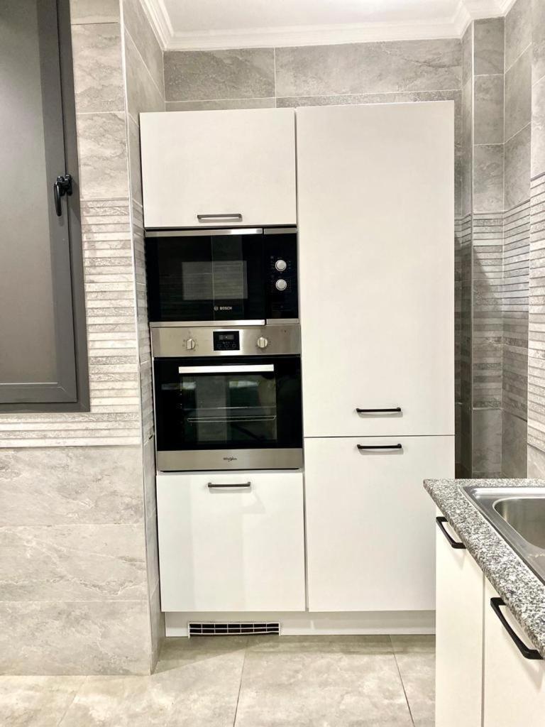 Luxury Suites Chester One 다카르 외부 사진