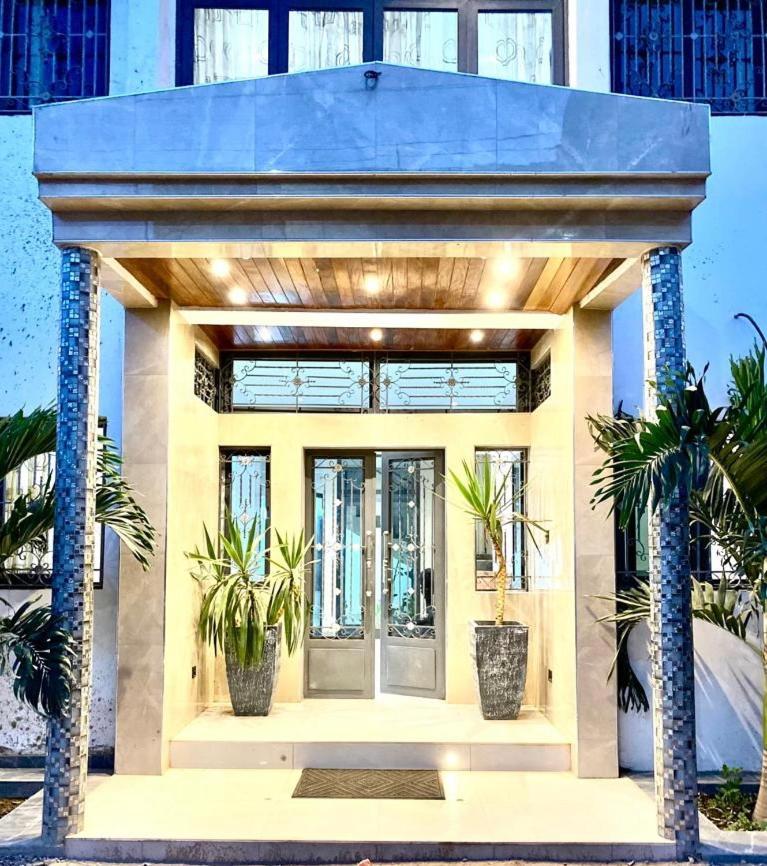 Luxury Suites Chester One 다카르 외부 사진